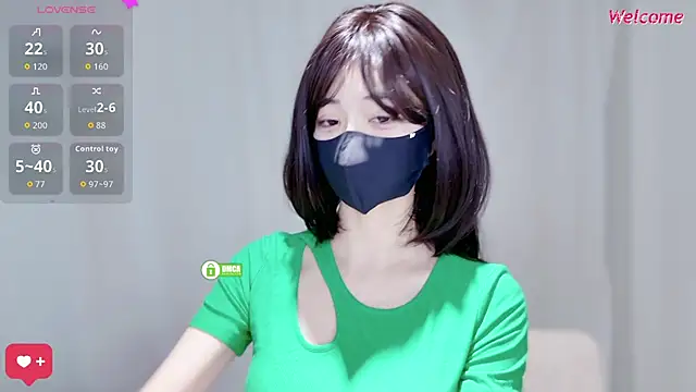 -Hell0-Kitty's sex show image