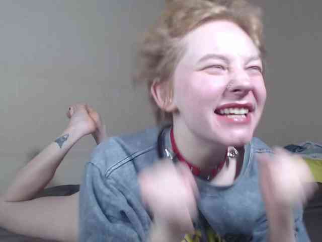 FlexxyLexy's sex show image