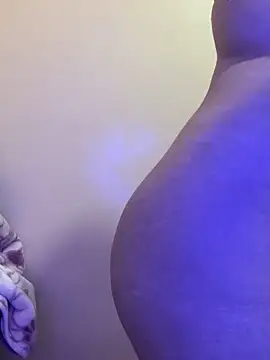 Sukara_bb's sex show image
