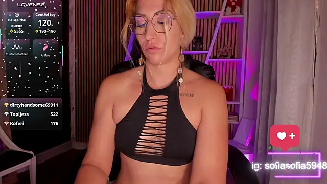 sofiah_'s sex show image sofiah_'s sex show image