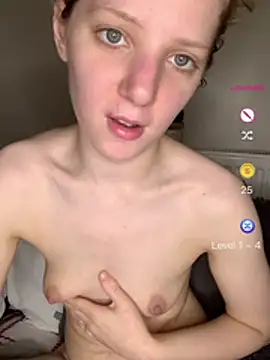 Tatum-Bear's sex show image