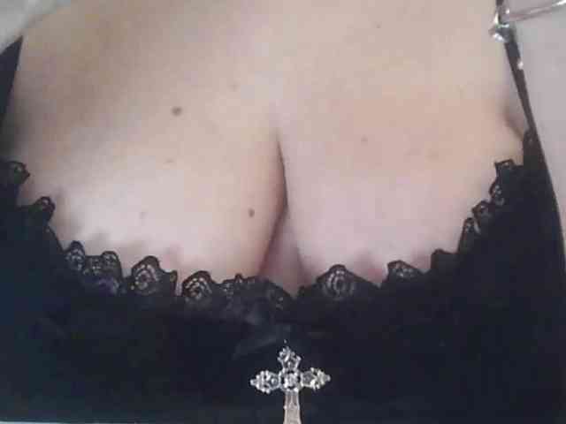 peachyshow's sex show image