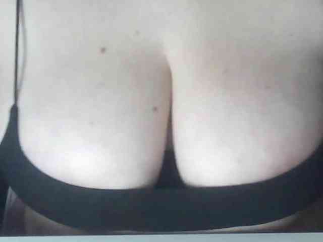 peachyshow's sex show image