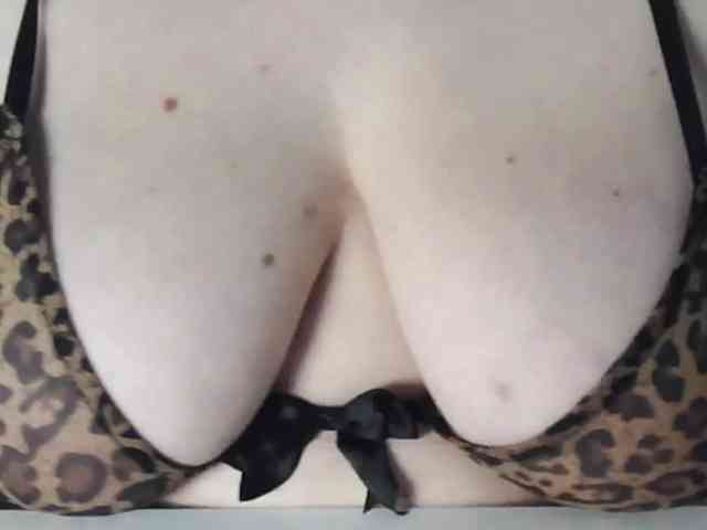 peachyshow's sex show image