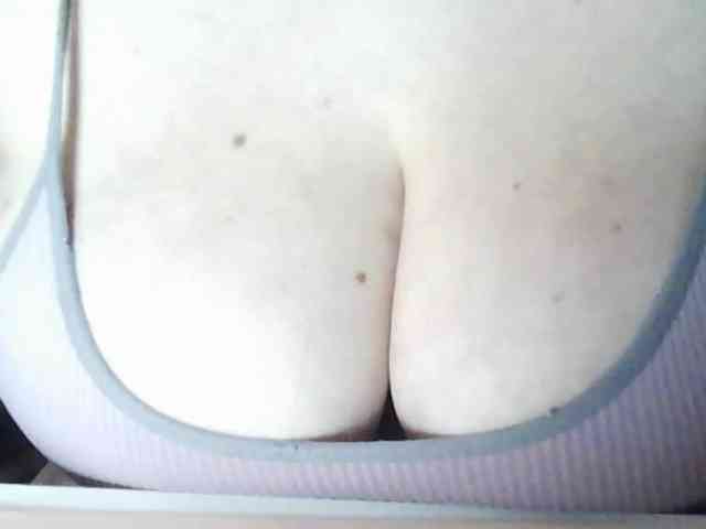 peachyshow's sex show image