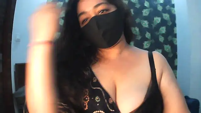 Yoursnandini8's sex show image