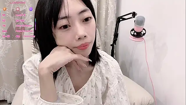 Изображение секс-шоу модели tuantuanle