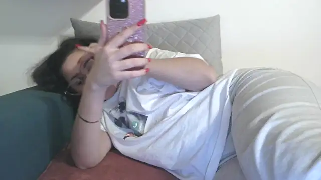 LovelyJulliette's sex show image