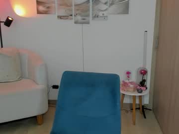 Изображение секс-шоу модели hailey_florez