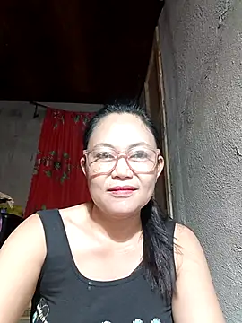 Everleigh_mom's sex show image