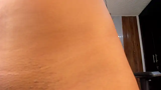 lia_16's sex show image