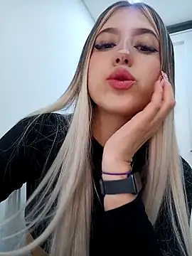 eva-2023's sex show image