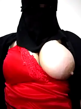 fatiza-queen's sex show image