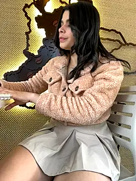 Изображение секс-шоу модели Leah_Honey26