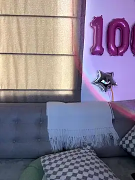 Leah_Honey26's sex show image