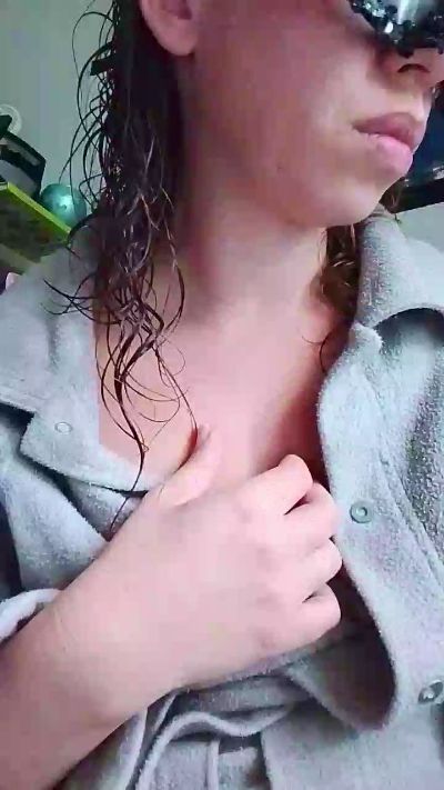 lily202's sex show image