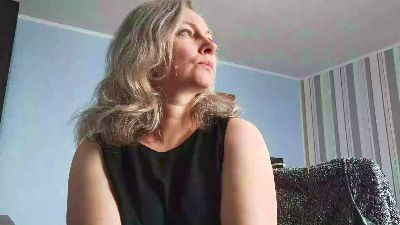 EdithManning's sex show image EdithManning's sex show image