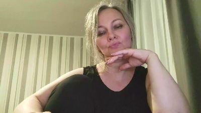 EdithManning's sex show image EdithManning's sex show image