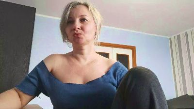 EdithManning's sex show image EdithManning's sex show image