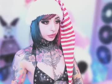 Изображение секс-шоу модели nikkiramone Изображение секс-шоу модели nikkiramone