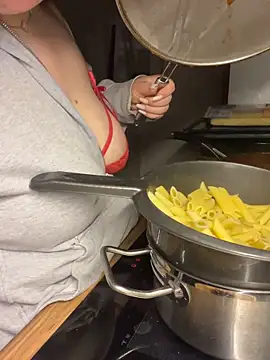 SummerHoney's sex show image
