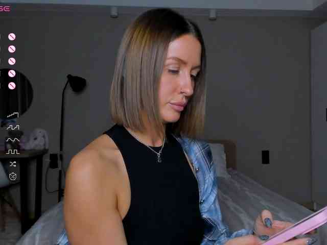 HannaChardger's sex show image