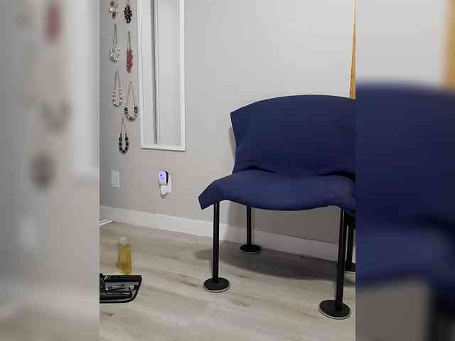 QueenAnitaDix's sex show image