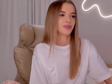 entya's sex show image