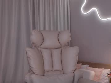 Изображение секс-шоу модели entya