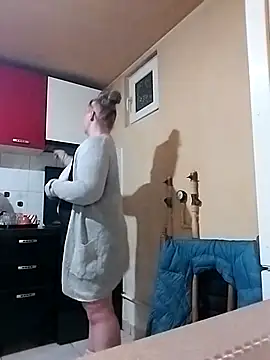 HotStepmommy4's sex show image