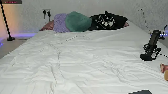 vamppire_girl's sex show image vamppire_girl's sex show image