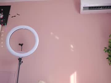 vesia's sex show image