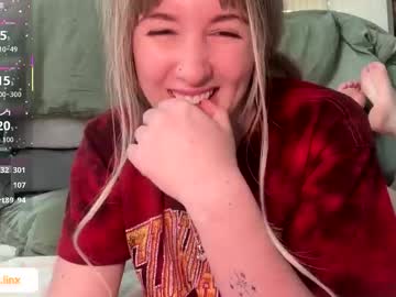 nextdoorlaur's sex show image