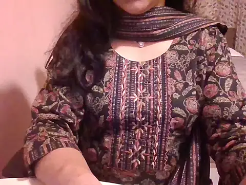 Изображение секс-шоу модели Diya_04