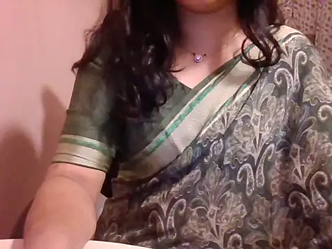 Diya_04's sex show image