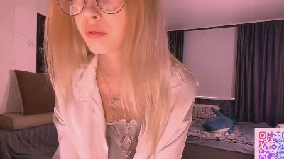 MaiaGarsee's sex show image