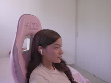 mila_1's sex show image