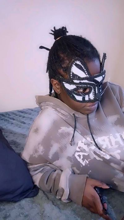 Изображение секс-шоу модели bigbut_butterf3 Изображение секс-шоу модели bigbut_butterf3