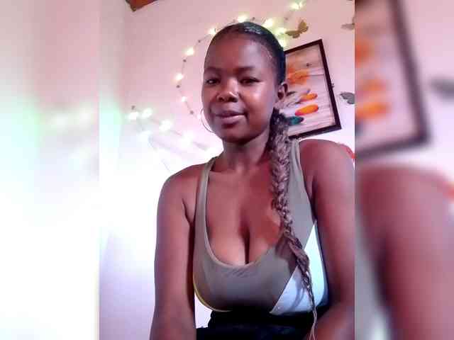 Изображение секс-шоу модели Sayrahsexy