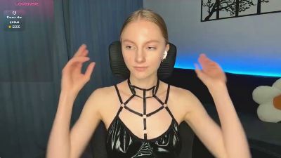 MildredBoschee's sex show image MildredBoschee's sex show image