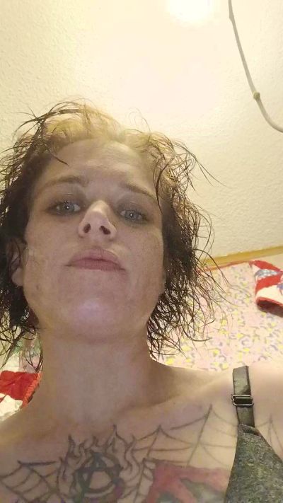 Fuqmeovrplz's sex show image