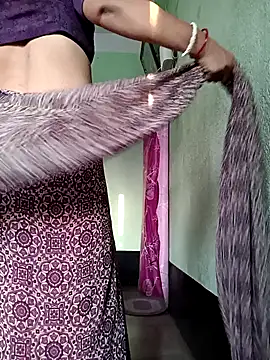 Изображение секс-шоу модели Rosy-B