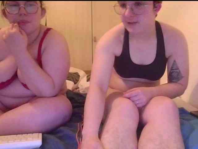 Изображение секс-шоу модели Lesbienne-2669 Изображение секс-шоу модели Lesbienne-2669