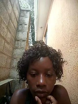 Изображение секс-шоу модели Petite_li