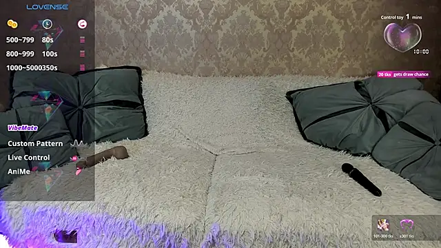 XLindaMilfX's sex show image