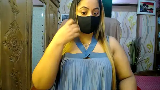 Sexshow-Bild von SeductiveMahira