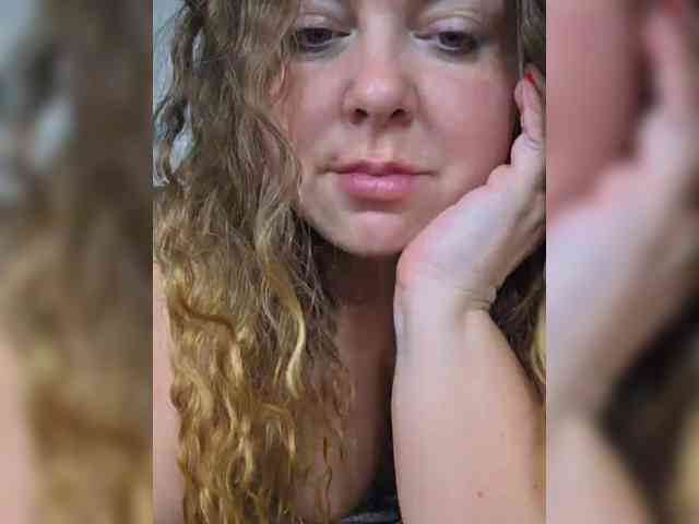 HairyCrotch's sex show image