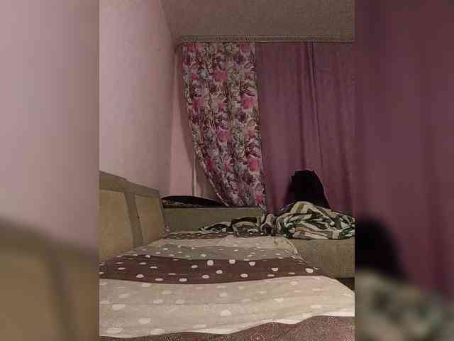 Horny-Lina's sex show image