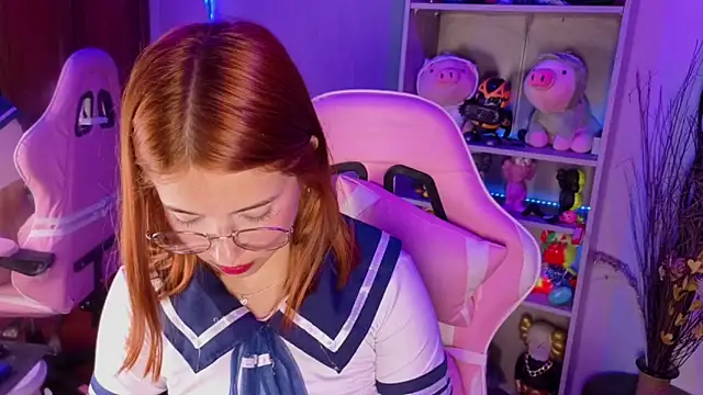 Изображение секс-шоу модели EmilyMiller_