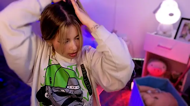 EmilyMiller_'s sex show image